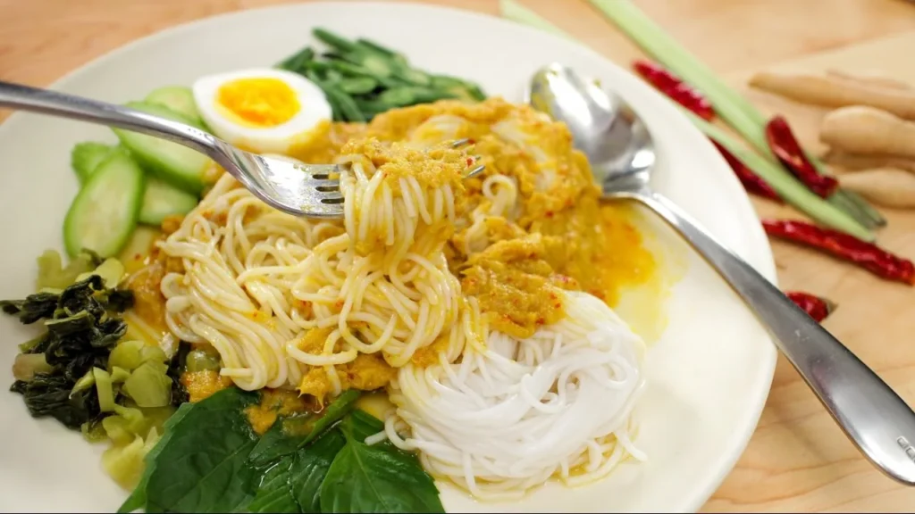 Noodles, Curries & Rice Dishes​