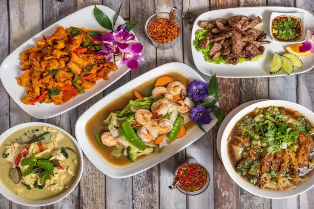 Signature Dishes & Customer Appeal​