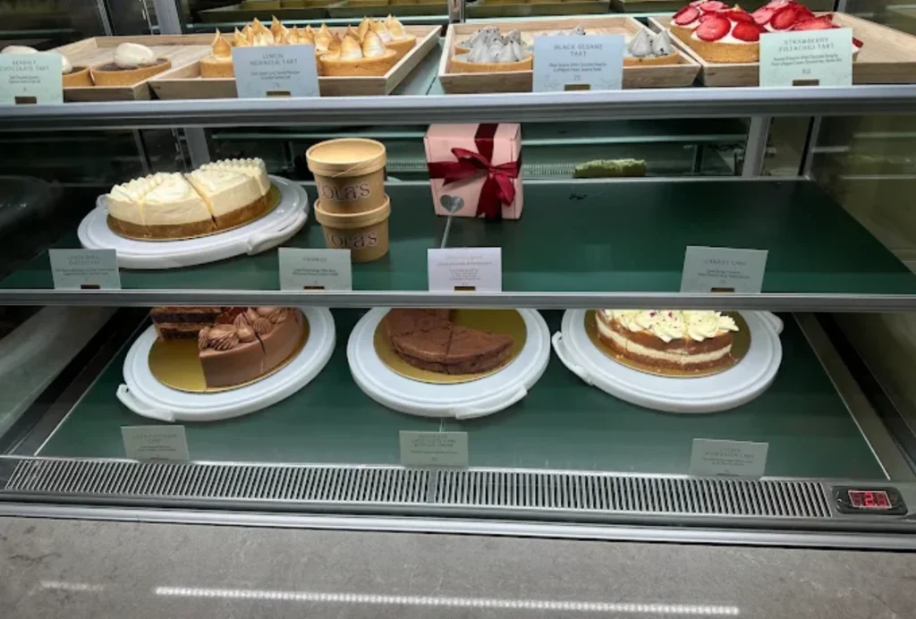 lola cafe tampines menu