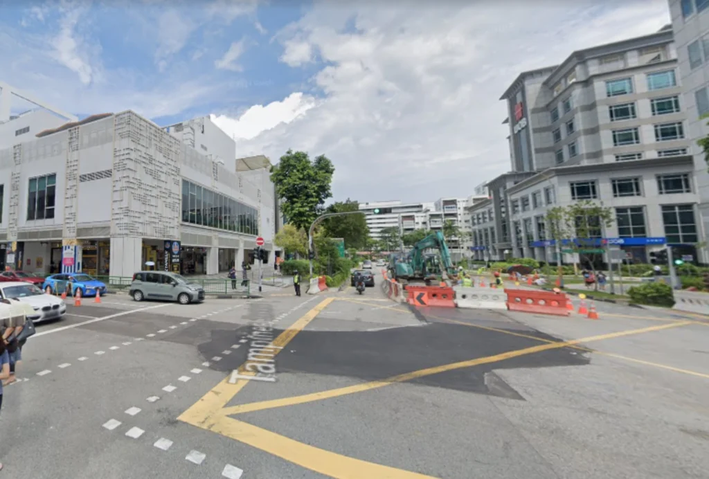 nearby landmarks & accessibility