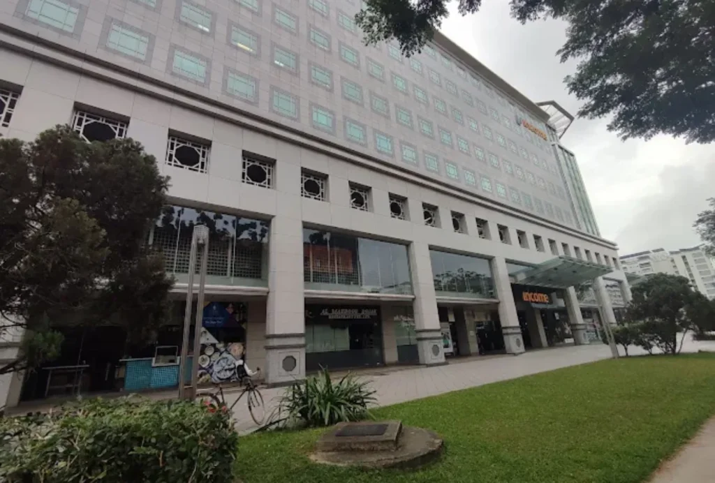ntuc income tampines junctio