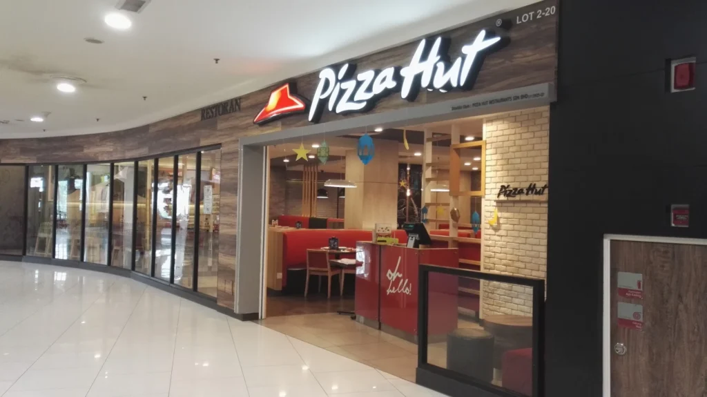 pizza hut outlets in tampines mall tampines
