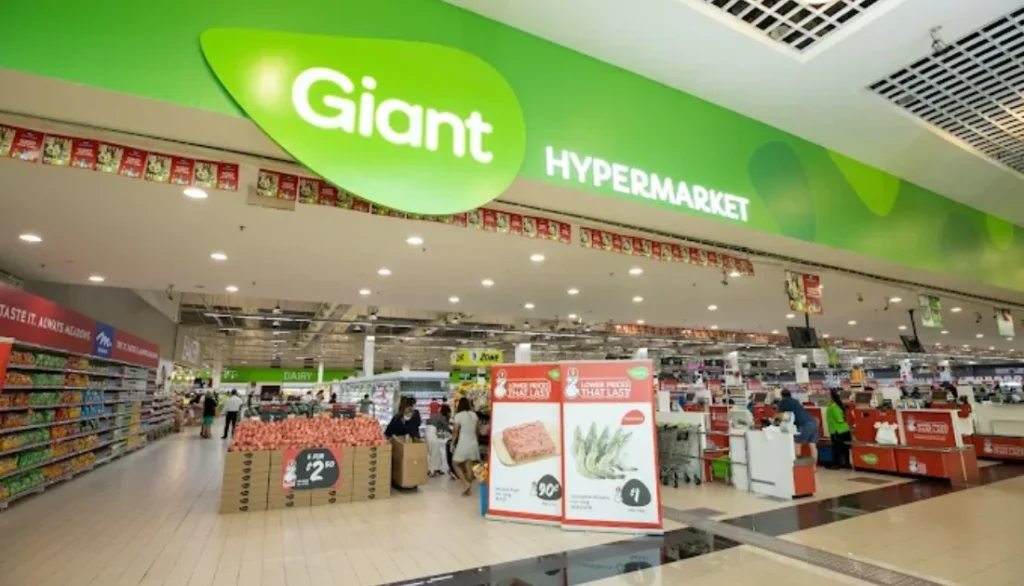 giant hypermarket tampines pasar malam