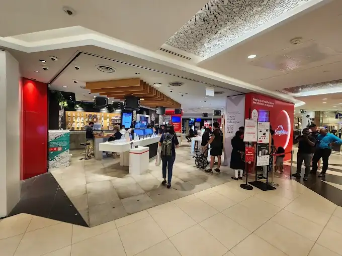 singtel tampines mart and exclusive retailers​